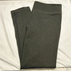 9. Fabletics Woman Dark Gray Leggings Size Small